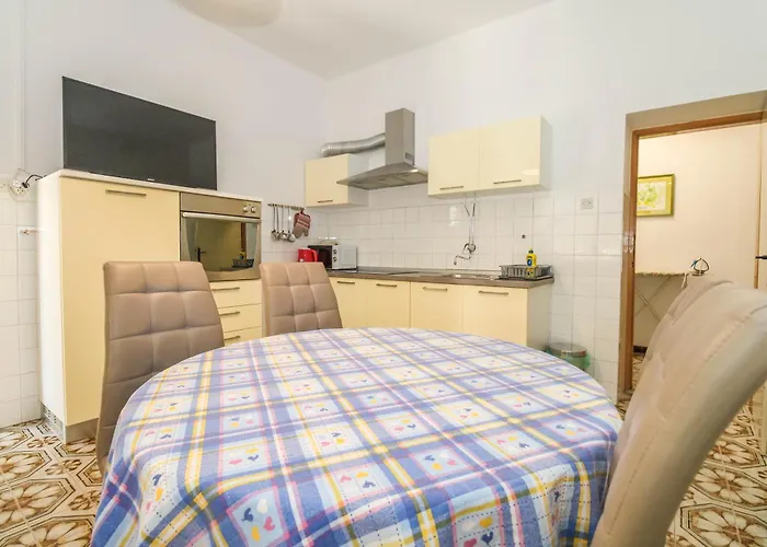Apartment Sator *